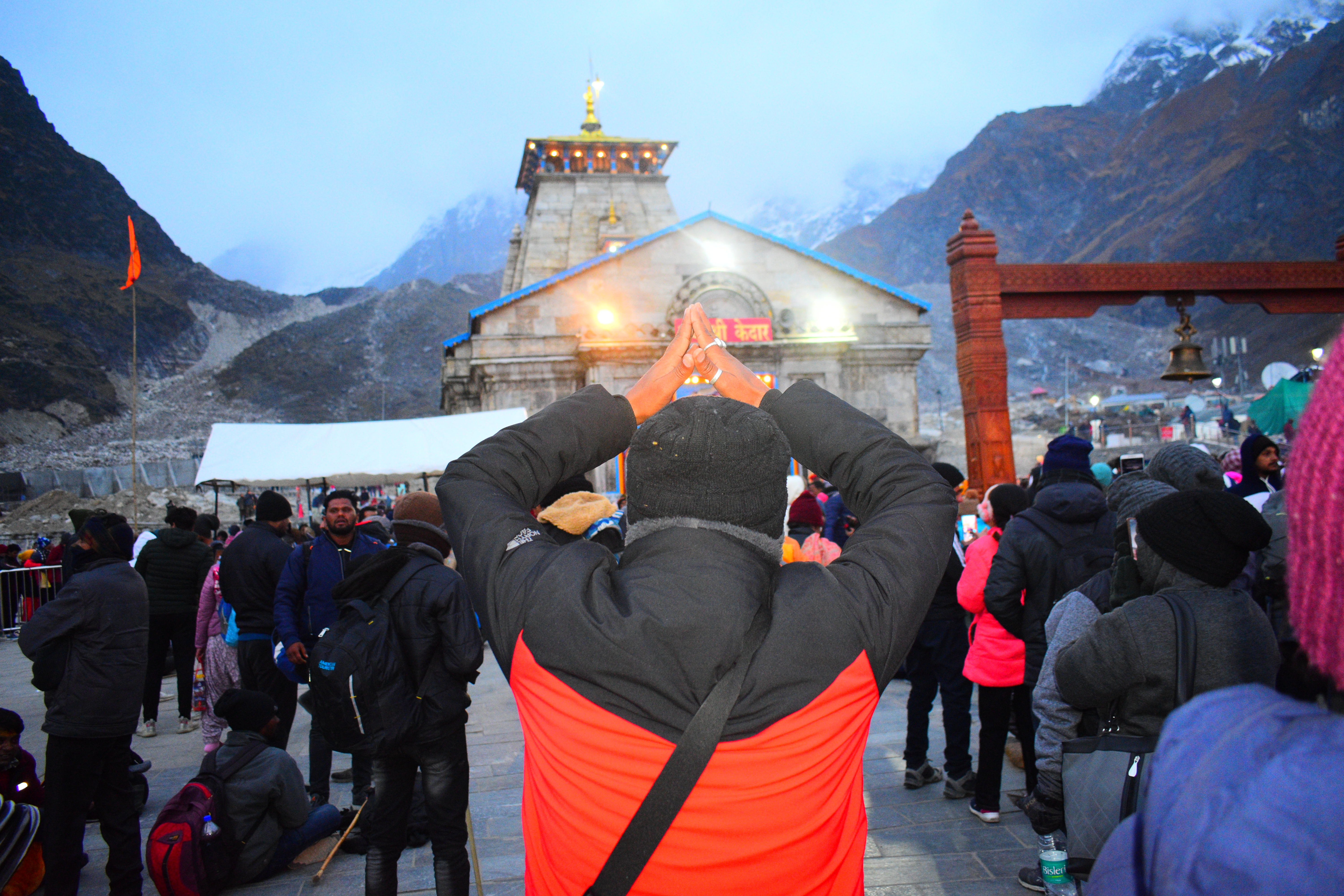 JNegi helping a customer with online forms