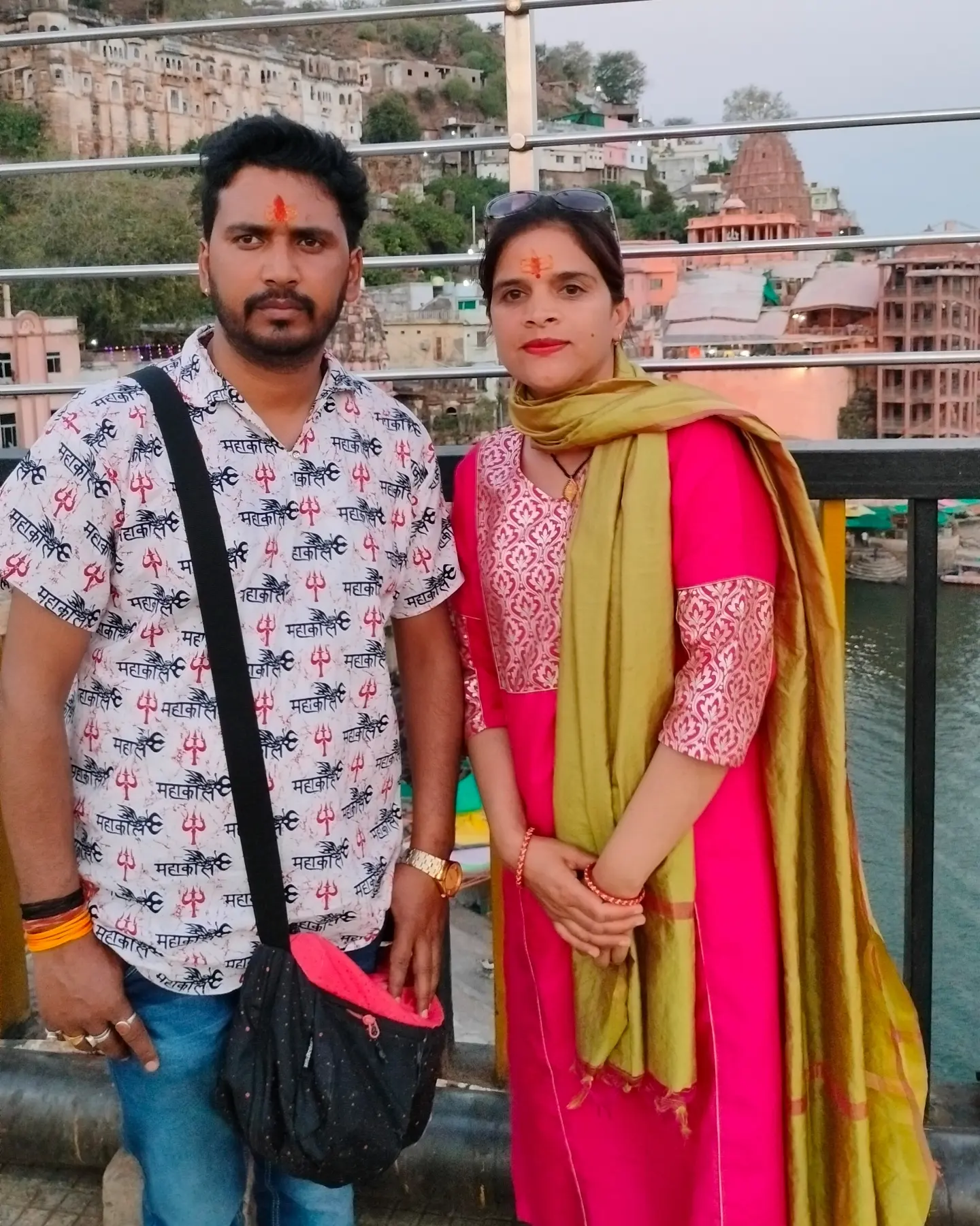 Customers waiting for digital services