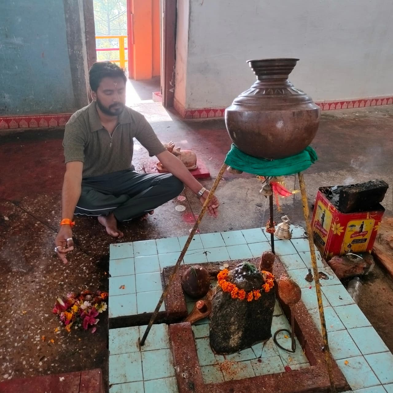 Customer consultation in progress